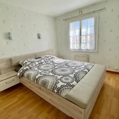 Espace Et Tranquillite Dans Cette Charmante Maison Au Fenouiller