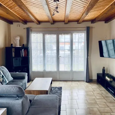 Feriehus Espace Et Tranquillite Dans Cette Charmante Maison Au Fenouiller Le Fenouiller