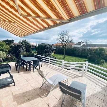 Espace Et Tranquillite Dans Cette Charmante Maison Au Fenouiller Feriehus *